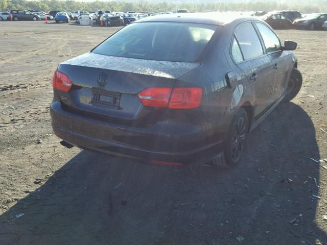 3VW2K7AJ5EM311234 - 2014 VOLKSWAGEN JETTA BASE 黑色 照片 4