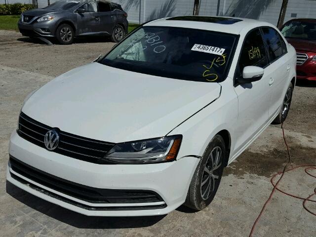 3VWB67AJ5HM223552 - 2017 VOLKSWAGEN JETTA SE WHITE photo 2