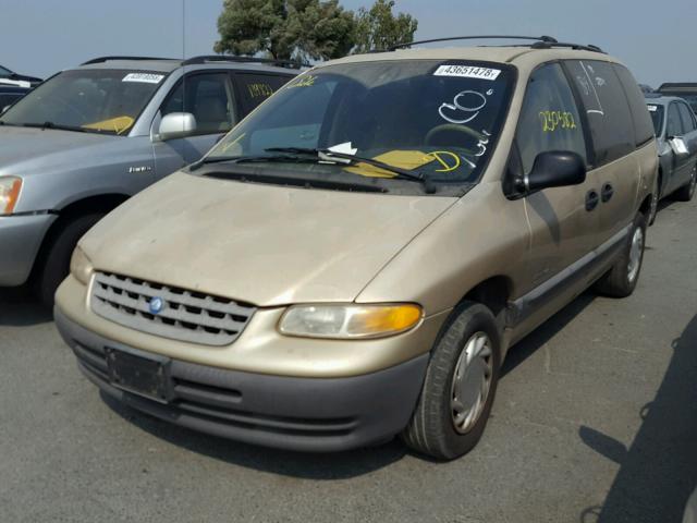 2P4GP45RXWR709098 - 1998 PLYMOUTH VOYAGER SE GOLD photo 2