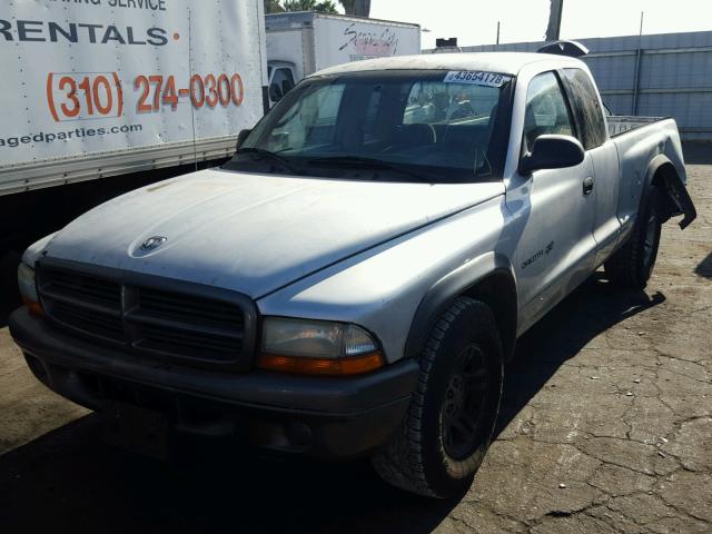 1B7GL12X72S532441 - 2002 DODGE DAKOTA BAS SILVER photo 2