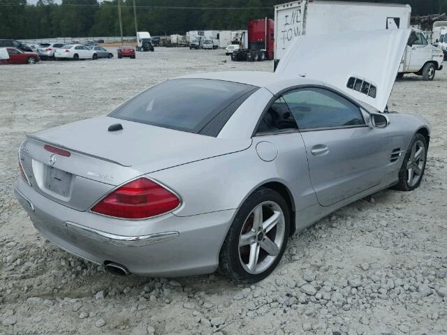 WDBSK75FX5F086848 - 2005 MERCEDES-BENZ SL SILVER photo 4