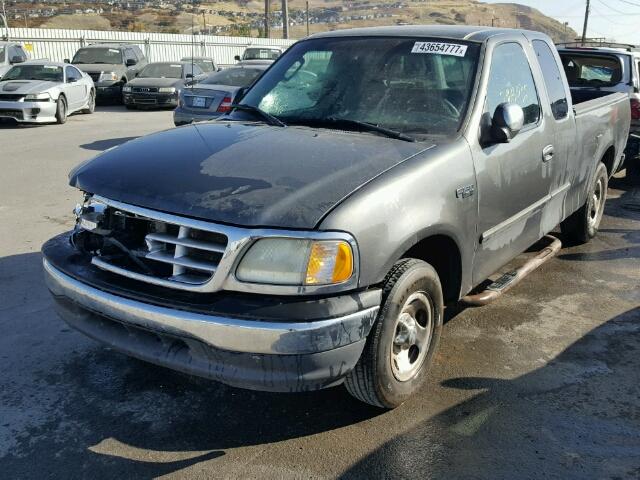 1FTRX17222NC04711 - 2002 FORD F150 GRAY photo 2