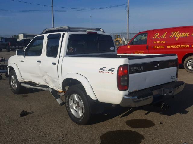 1N6ED27Y8YC385994 - 2000 NISSAN FRONTIER C WHITE photo 3