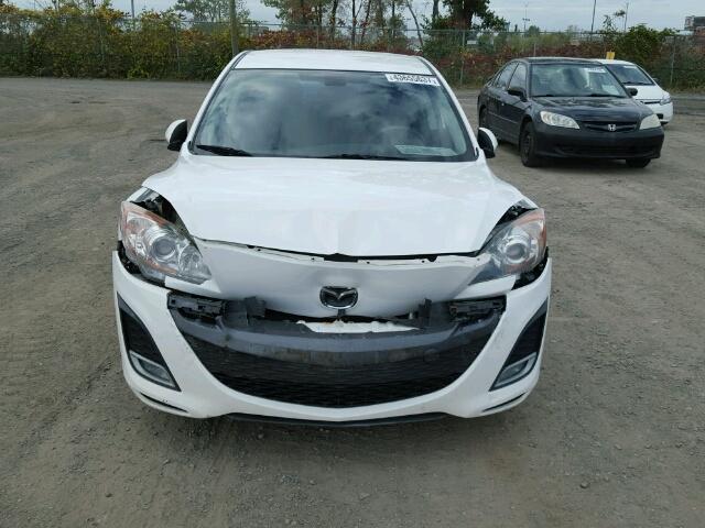 JM1BL1L59B1363679 - 2011 MAZDA 3 WHITE photo 9