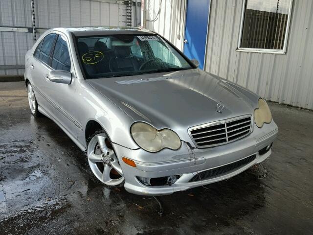 WDBRF40J35F568557 - 2005 MERCEDES-BENZ C SILVER photo 1