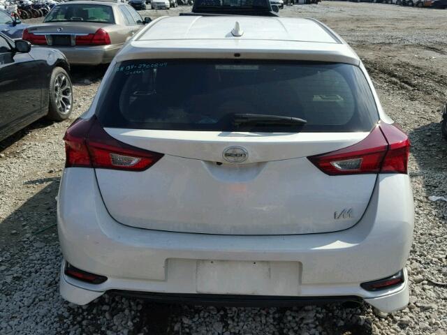 JTNKARJE7GJ504484 - 2016 TOYOTA SCION IM WHITE photo 9