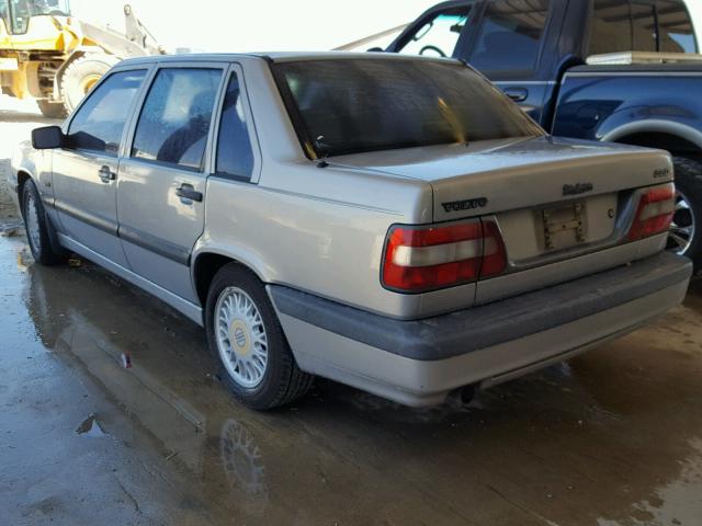 YV1LS5535S2260600 - 1995 VOLVO 850 BASE SILVER photo 3