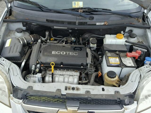 KL1TD5DE9AB086569 - 2010 CHEVROLET AVEO LS SILVER photo 7