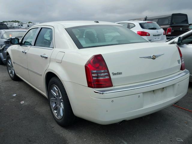 2C3LA63H96H278189 - 2006 CHRYSLER 300C WHITE photo 3