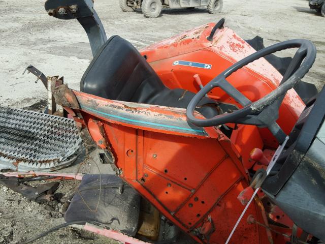 L4300E10070 - 2001 KUBO TRACTOR ORANGE photo 6