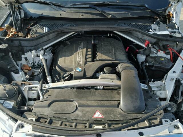 5UXKR0C54F0P12900 - 2015 BMW X5 XDRIVE3 WHITE photo 7