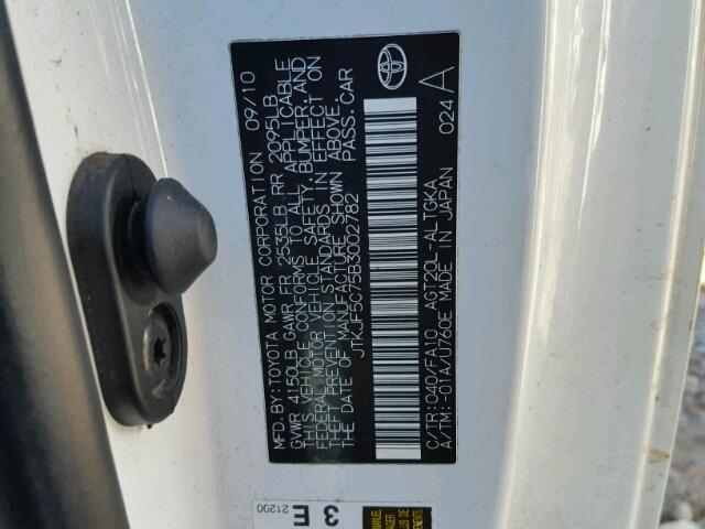 JTKJF5C75B3002782 - 2011 TOYOTA SCION TC 白色 照片 10