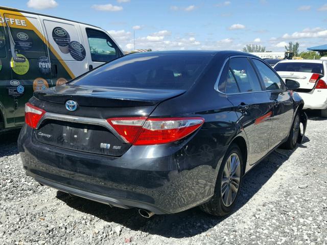 4T1BD1FK6FU158884 - 2015 TOYOTA CAMRY HYBR BLACK photo 4