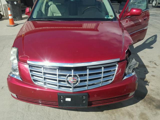 1G6KD5E61BU109475 - 2011 CADILLAC DTS LUXURY RED photo 7