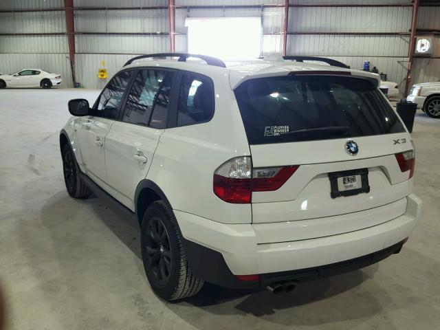 WBXPC9C42AWJ35698 - 2010 BMW X3 XDRIVE3 WHITE photo 3