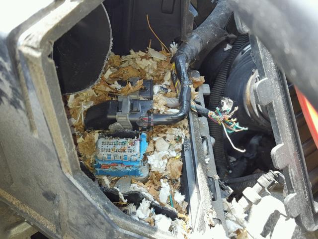 2G2WR524X41314962 - 2004 PONTIAC GRAND PRIX 绿色 照片 9