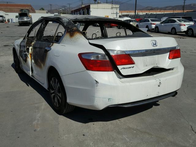 1HGCR2F33DA041871 - 2013 HONDA ACCORD LX WHITE photo 3