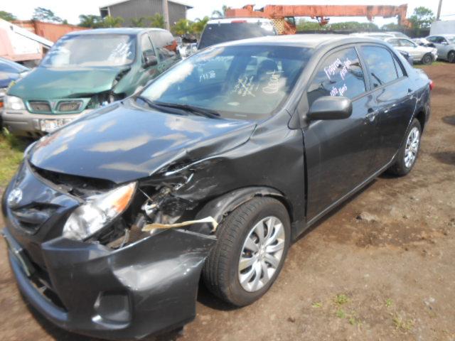 2T1BU4EE9CC769471 - 2012 TOYOTA COROLLA GRAY photo 2