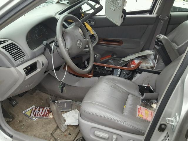 4T1BF32K94U569804 - 2004 TOYOTA CAMRY LE SILVER photo 5