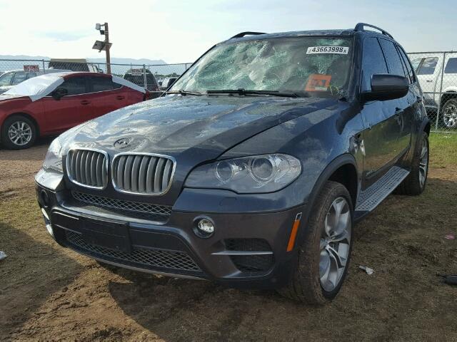 5UXZV8C52DL426631 - 2013 BMW X5 XDRIVE5 GRAY photo 2