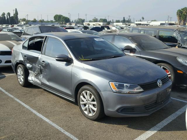 3VWDZ7AJ3BM329263 - 2011 VOLKSWAGEN JETTA SE 灰色 照片 1