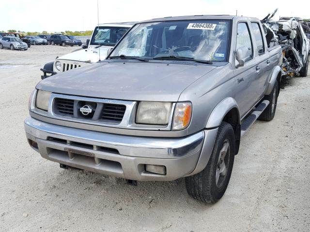 1N6ED27T2YC336715 - 2000 NISSAN FRONTIER C GOLD photo 2