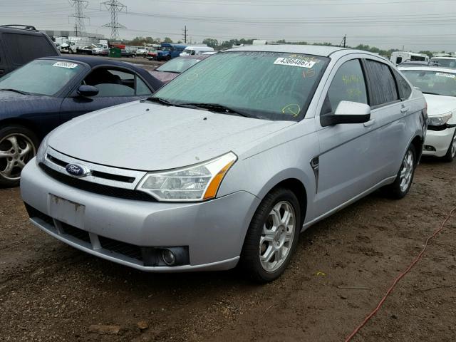 1FAHP35N48W164791 - 2008 FORD FOCUS SILVER photo 2