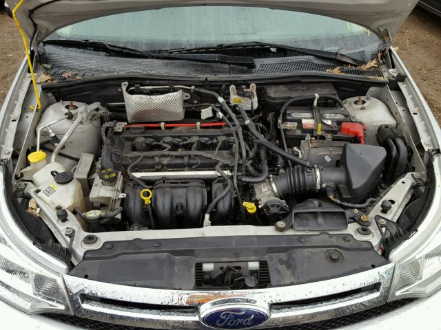 1FAHP35N48W164791 - 2008 FORD FOCUS SILVER photo 7