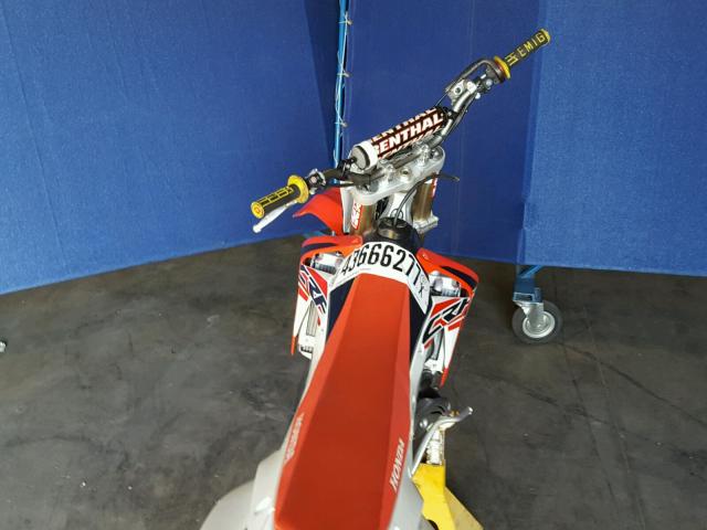 JH2PE0535GK501278 - 2016 HONDA CRF450 R TWO TONE photo 5