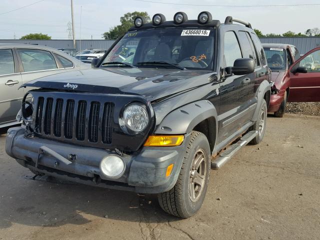 1J8GL38K16W213812 - 2006 JEEP LIBERTY RE BLACK photo 2