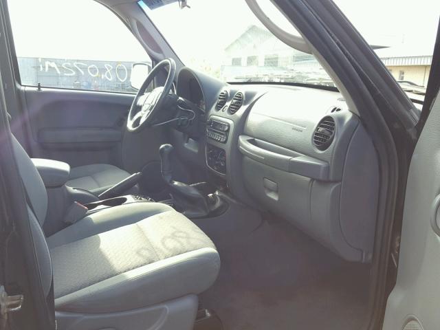 1J8GL38K16W213812 - 2006 JEEP LIBERTY RE BLACK photo 5