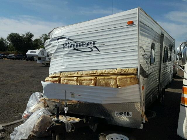 1EB1B262882400759 - 2008 PION TRAILER WHITE photo 2