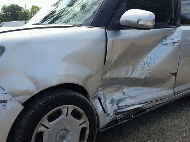 JTLZE4FE4EJ054958 - 2014 TOYOTA SCION XB Silber Foto 9