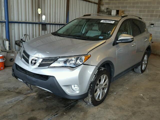 2T3YFREV0DW029770 - 2013 TOYOTA RAV4 SILVER photo 2