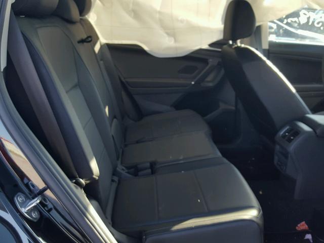 3VV2B7AX2JM146407 - 2018 VOLKSWAGEN TIGUAN SE Schwarz Foto 6