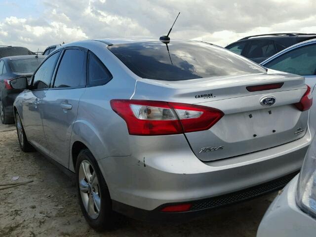 1FADP3F29DL267445 - 2013 FORD FOCUS SE SILVER photo 3