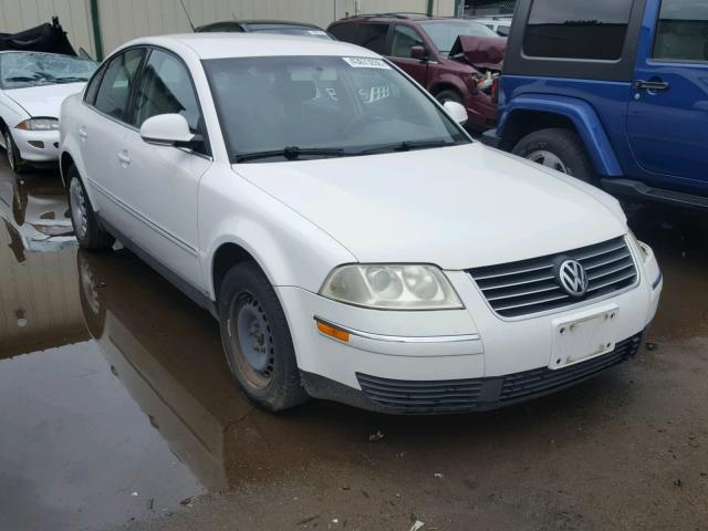 WVWMD63B94E261237 - 2004 VOLKSWAGEN PASSAT GL WHITE photo 1