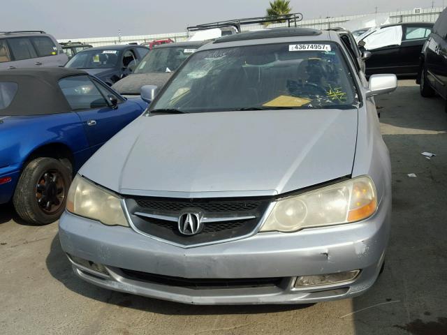 19UUA56693A017063 - 2003 ACURA 3.2TL SILVER photo 9