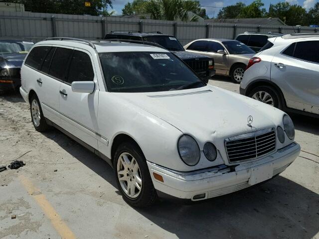 WDBJH65F4XA844557 - 1999 MERCEDES-BENZ E 320 WHITE photo 1