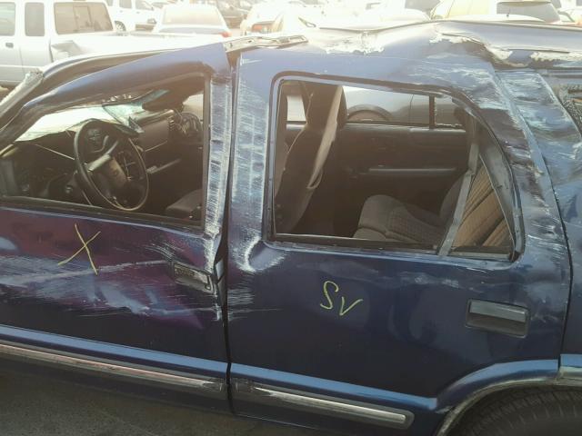 1GNDT13W9X2131562 - 1999 CHEVROLET BLAZER BLUE photo 9