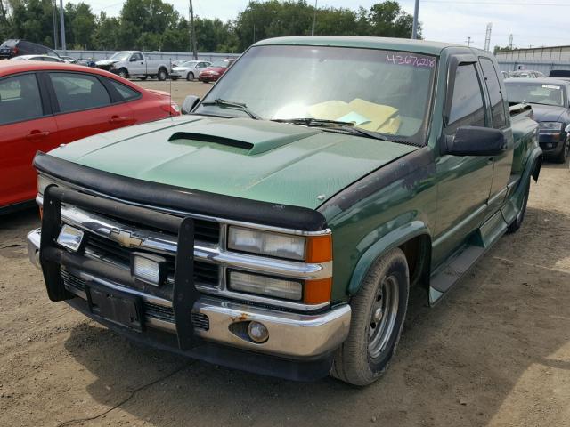 2GCEC19K9S1178553 - 1995 CHEVROLET GMT-400 C1 GREEN photo 2