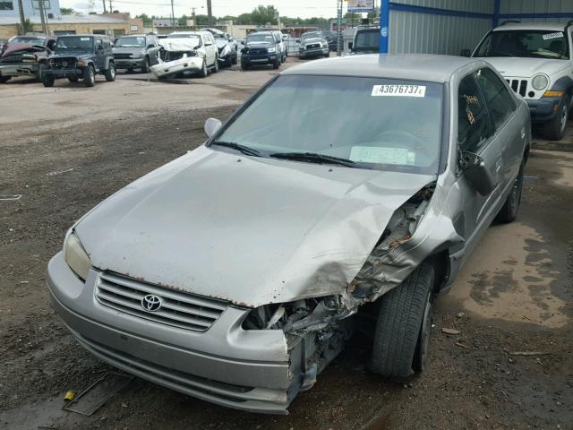 4T1BG22K8VU079833 - 1997 TOYOTA CAMRY CE GRAY photo 2