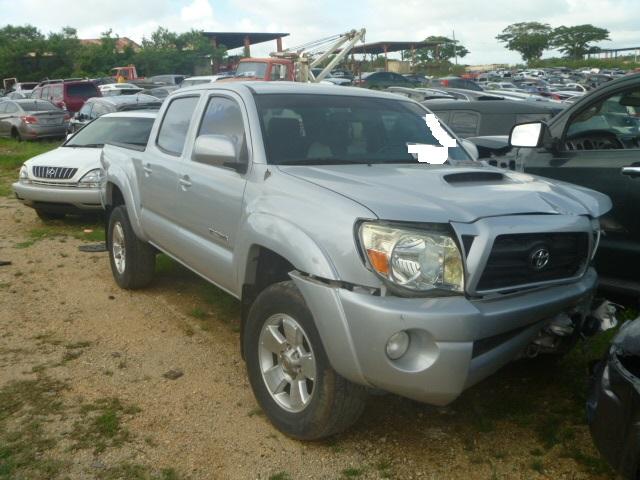 5TEJU62N28Z523620 - 2008 TOYOTA TACOMA SILVER photo 1