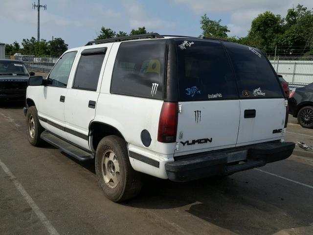 1GKEK13RXXJ757674 - 1999 GMC DENALI WHITE photo 3