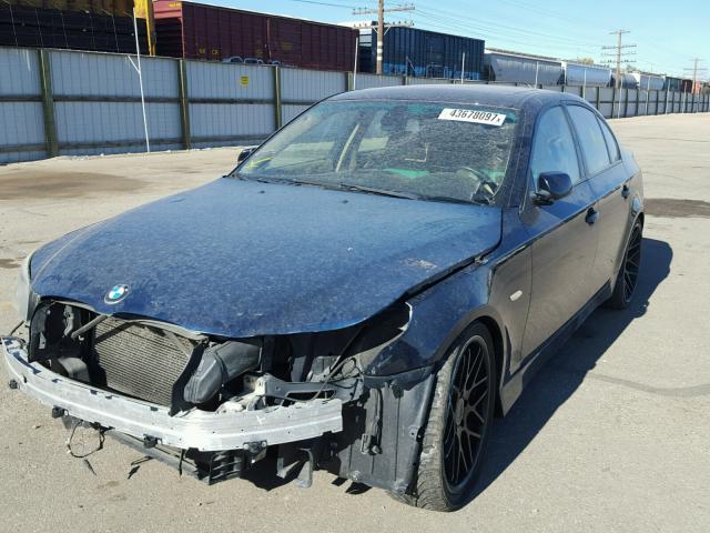 WBANB33545CN67680 - 2005 BMW 545 I BLUE photo 2