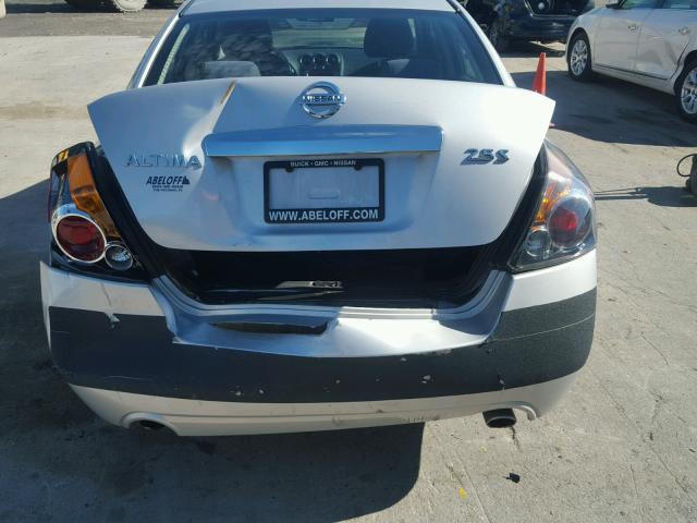 1N4AL2AP1BN465305 - 2011 NISSAN ALTIMA BAS SILVER photo 9