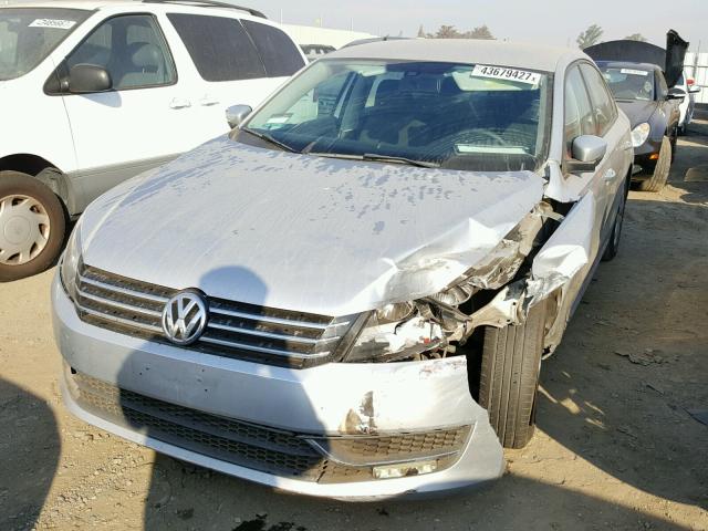 1VWAP7A38DC049708 - 2013 VOLKSWAGEN PASSAT S فضي صورة 2