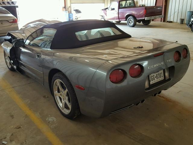 1G1YY32G245122075 - 2004 CHEVROLET CORVETTE GRAY photo 3