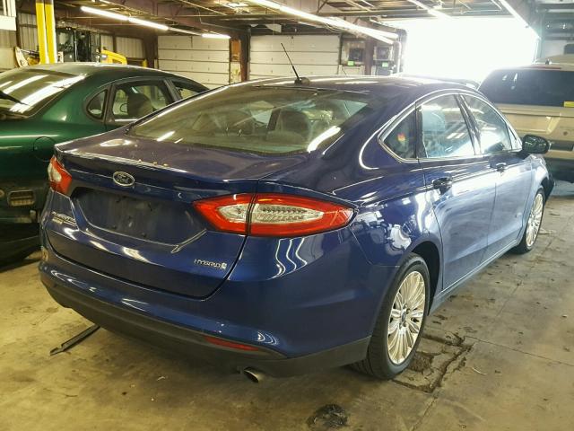 3FA6P0UU8FR309037 - 2015 FORD FUSION S H BLUE photo 4