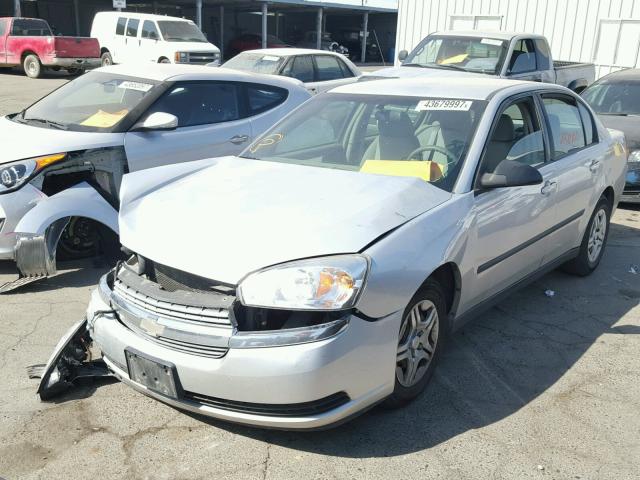 1G1ZS52F45F121742 - 2005 CHEVROLET MALIBU SILVER photo 2